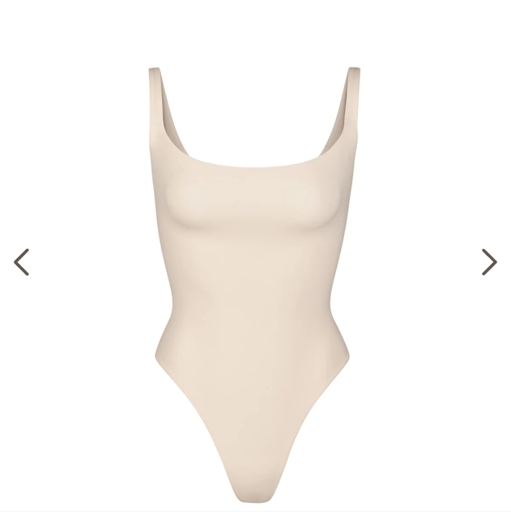NWT SKIMS Sleeveless Bodysuit in Marble size 4X
